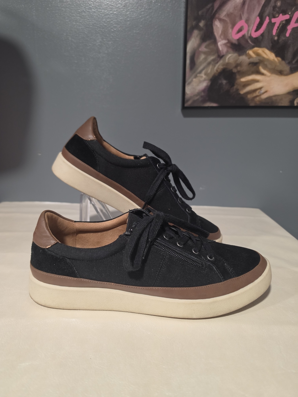 Vionic Mayra Black and Brown Canvas Suede Low-Top Lace-Up Zip Sneakers Size 9